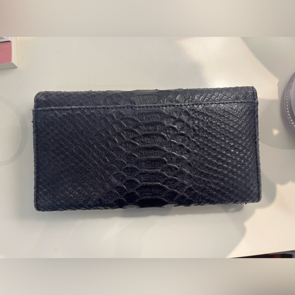 Zadig and Voltaire snakeskin clutch - Picture 2 of 4